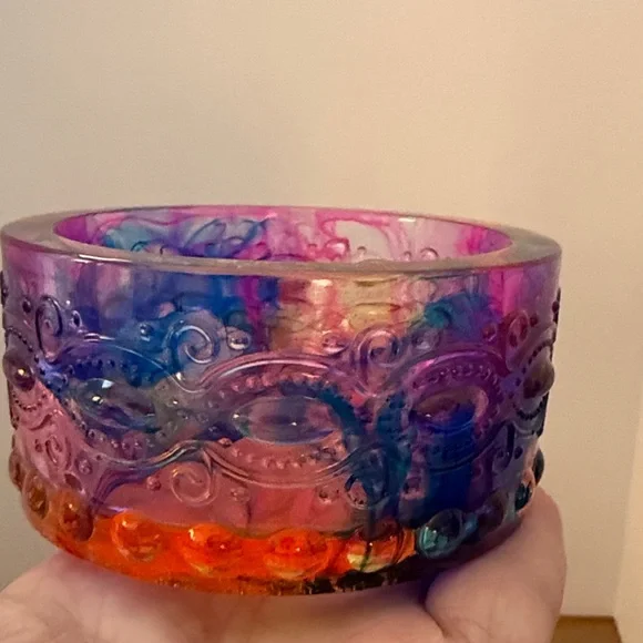 Unique Resin A Colorful Art Jar - Picture 8 of 14